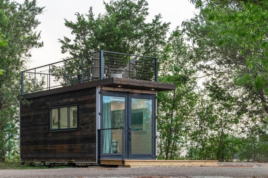 The Windmill-Tiny Container Home Min To Magnolia Bellmead Exterior foto